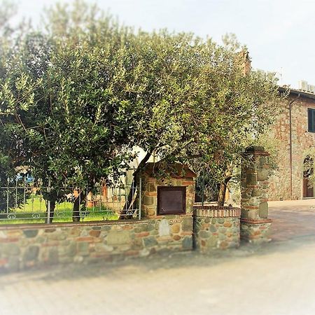 Agriturismo Podere Dei Kiwi Villa Chiesina Uzzanese Exterior photo